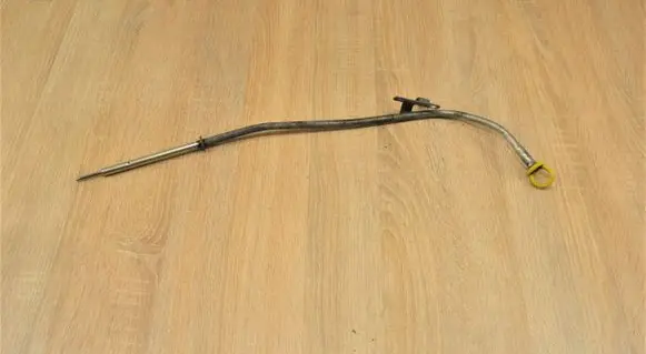 Chevrolet Aveo Oil level dip stick 