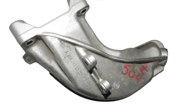 Mercedes-Benz CLS W257 Engine mounting bracket A2642232600