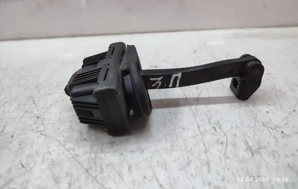 BMW X3 E83 Rear door check strap stopper 7176802
