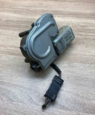 Opel Vectra B Rear window wiper motor 90504985