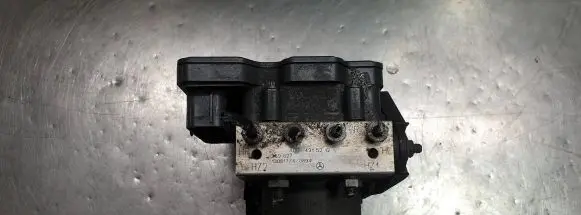 Mercedes-Benz A W176 ABS Pump A0094315212 269627