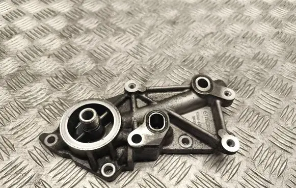 Mazda 6 Oil filter mounting bracket R2AA14311 S8204