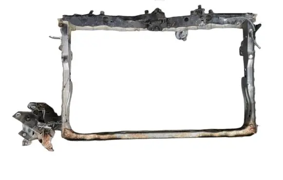 Toyota Auris 150 Radiator support slam panel