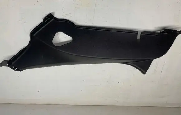 KIA Xceed Front sill trim cover 85891-J7700