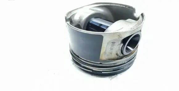 Piston