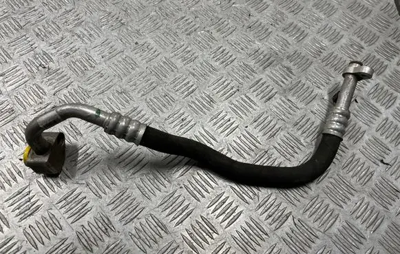 Mercedes-Benz E W212 Engine coolant pipe/hose A2128302516