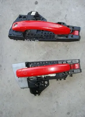 Audi A5 8T 8F Loading door exterior handle/bracket 
