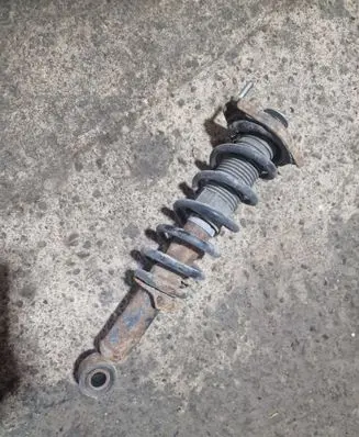 Toyota Corolla Verso AR10 Front shock absorber/damper