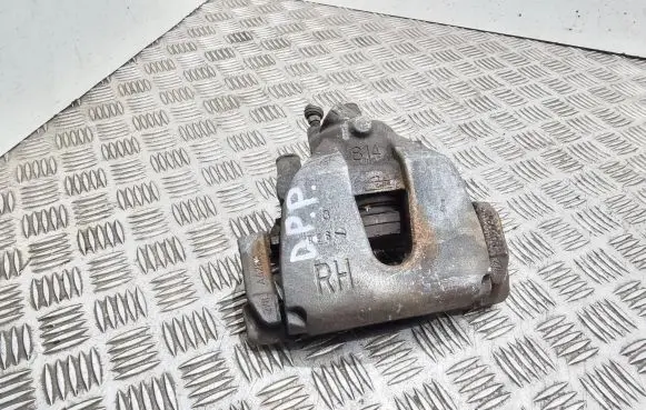 Ford C-MAX II Front brake caliper A426x