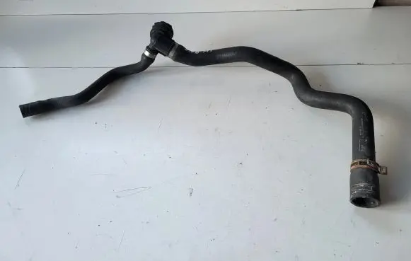 Ford Kuga I Engine coolant pipe/hose 8V418286AA
