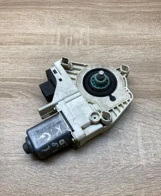 Audi A6 S6 C6 4F Rear door window regulator motor 4F0959801A