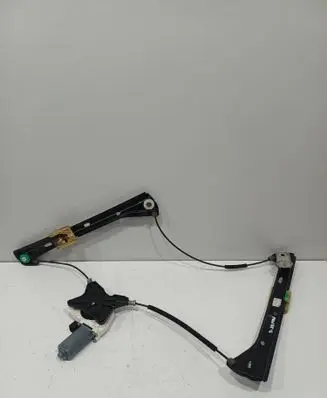 Volkswagen Passat Alltrack Rear door window regulator with motor 3G9839462A