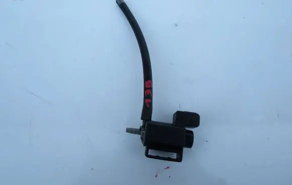 Volvo V60 Turbo solenoid valve 31339879 70051502 17T152