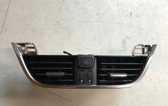 Ford Fiesta Dash center air vent grill H1BB19K617ADW