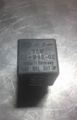 Audi A6 S6 C5 4B Other relay 443951307B 00488502