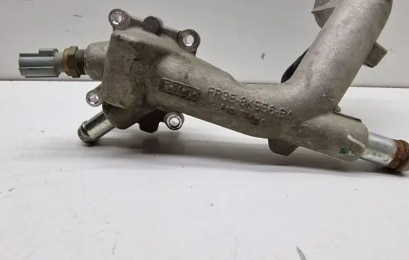 Ford Mustang VI Engine coolant pipe/hose FR3E8K556BA 3F1A12A648AB