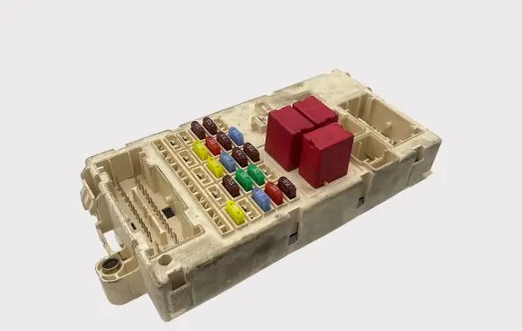 Alfa Romeo 159 Fuse module 60686059