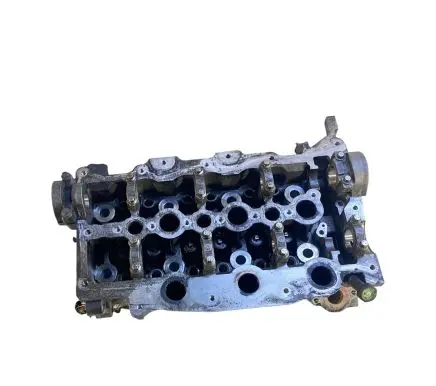 Jaguar XF X250 Engine head PM4R8Q6C064 4R8Q6C064 PM4R8Q6C064AH