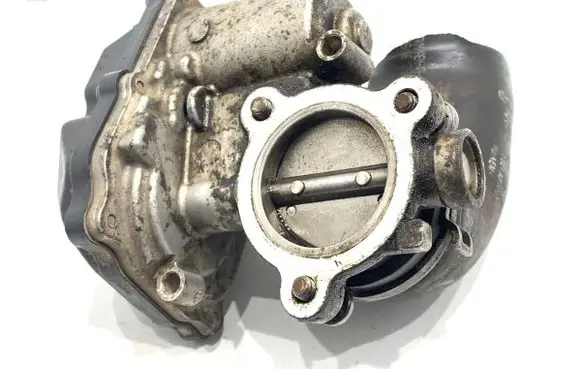 Volkswagen Golf VII Engine shut-off valve 04L131501M