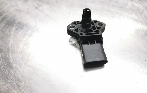 Skoda Fabia Mk1 (6Y) Air pressure sensor 03G906051E