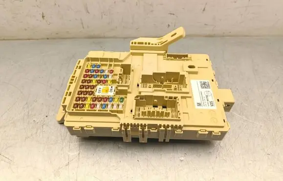 Hyundai Kona I Fuse module 91953K4750