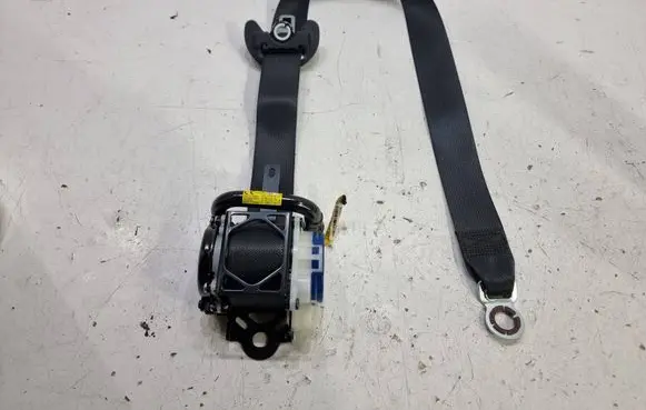 Toyota C-HR I Front seatbelt 73220F4010 090318 CMVGS209