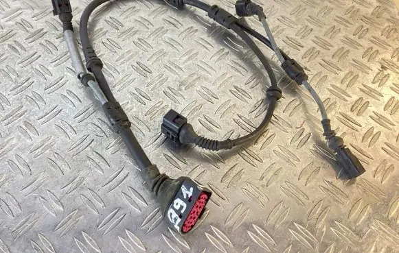 Porsche 911 991 Rear ABS sensor wiring 7D0945527 1J0973737
