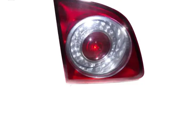 Volkswagen Golf Plus Tailgate rear/tail lights 5M0945093J