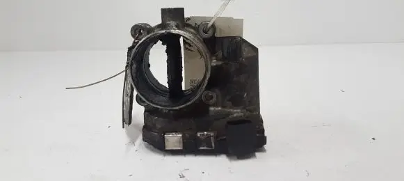 Volvo V70 Throttle valve 8692720 0281002701