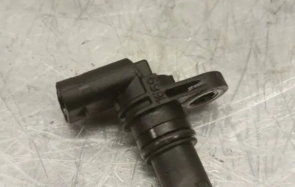 Audi A4 S4 B7 8E 8H Camshaft position sensor 07L905163A PA66GF30