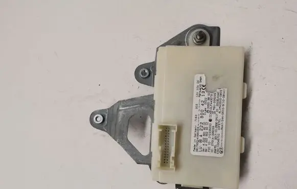 Mercedes-Benz C AMG W205 Keyless (KESSY) go control unit/module A2229004213