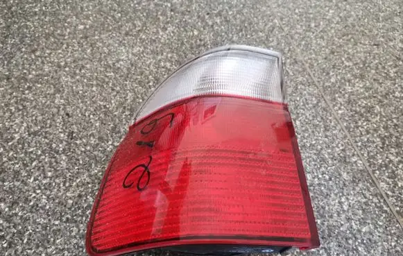 BMW 5 E39 Rear/tail lights 2496321 2496339