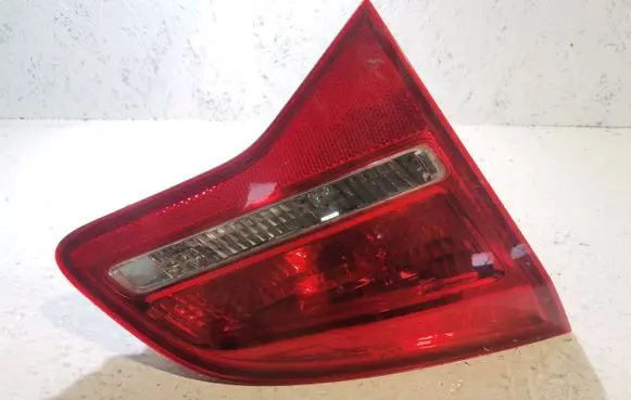 Opel Meriva B Tailgate rear/tail lights 21629003