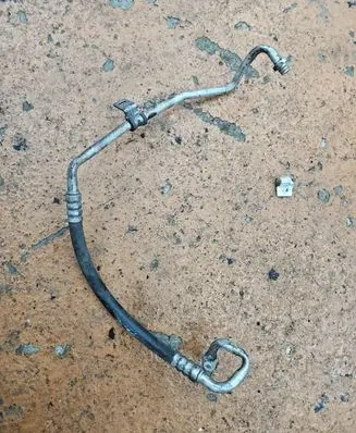 Citroen C4 II Picasso Air conditioning (A/C) pipe/hose 9675103780