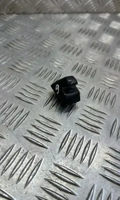 Sun visor clip/hook/bracket