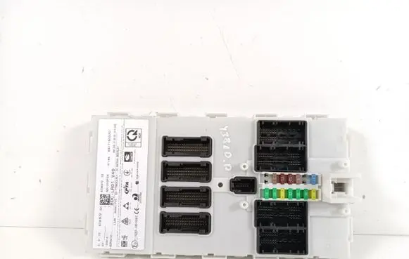 Mini Clubman F54 Fuse module 8736972