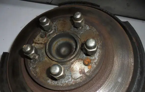 KIA Optima Front wheel hub spindle knuckle