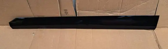 Hyundai Kona II Front door trim (molding) 87725HF010