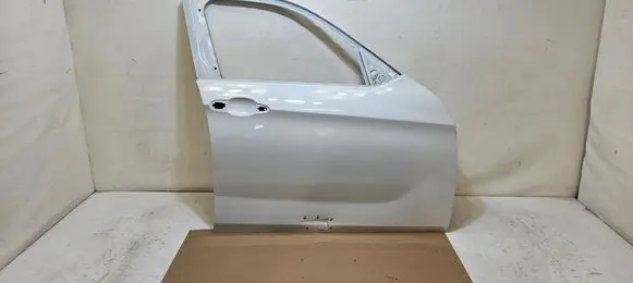 BMW X1 E84 Front door DRZWIX1