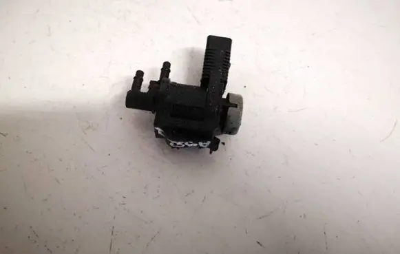 Skoda Octavia Mk2 (1Z) Turbo solenoid valve 1k0906283a