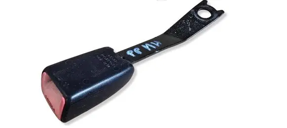 Suzuki Ignis Front seatbelt buckle E034501 B480