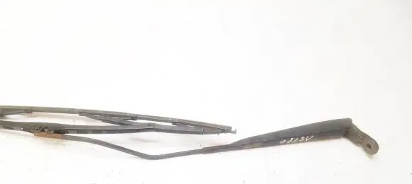 Citroen C3 Front wiper blade arm