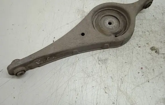 Volvo V70 Rear upper control arm/wishbone 6G915B718