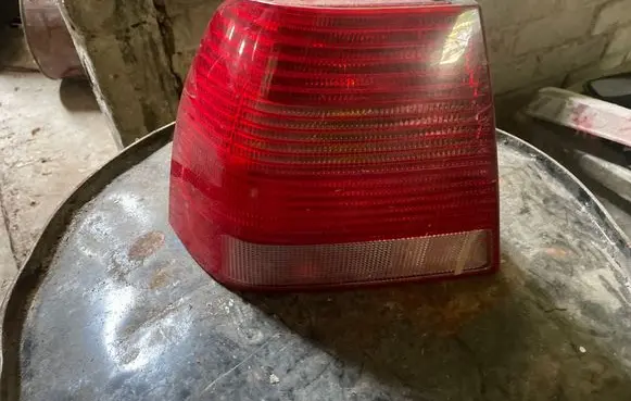 Volkswagen Bora Rear/tail lights 963685