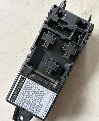 Volvo S40, V40 Fuse box set 30889703