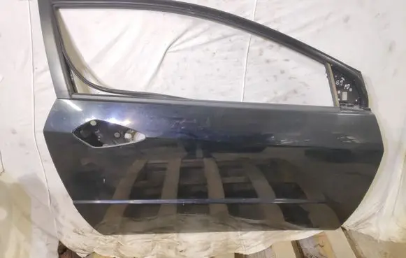 Door (2 Door Coupe)
