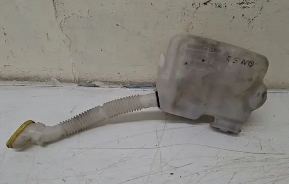 Renault Megane II Windshield washer fluid reservoir/tank 8200104706