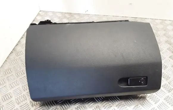 Mercedes-Benz E W212 Glove box A2126802491