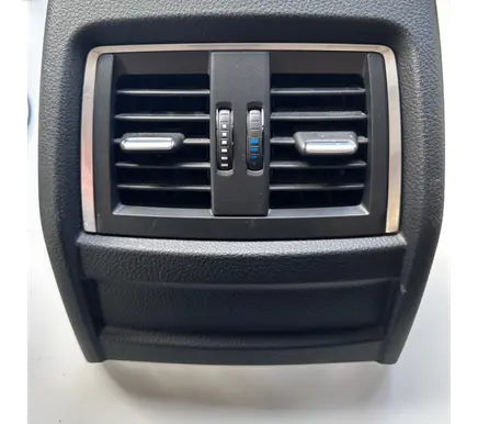 BMW 3 F30 F35 F31 Rear air vent grill 9218908
