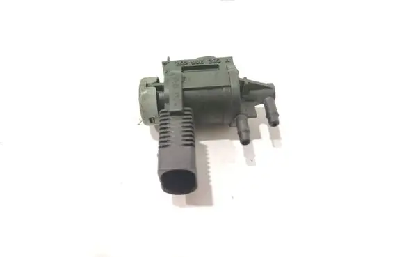 Audi A4 S4 B8 8K Turbo solenoid valve 1K0906283A